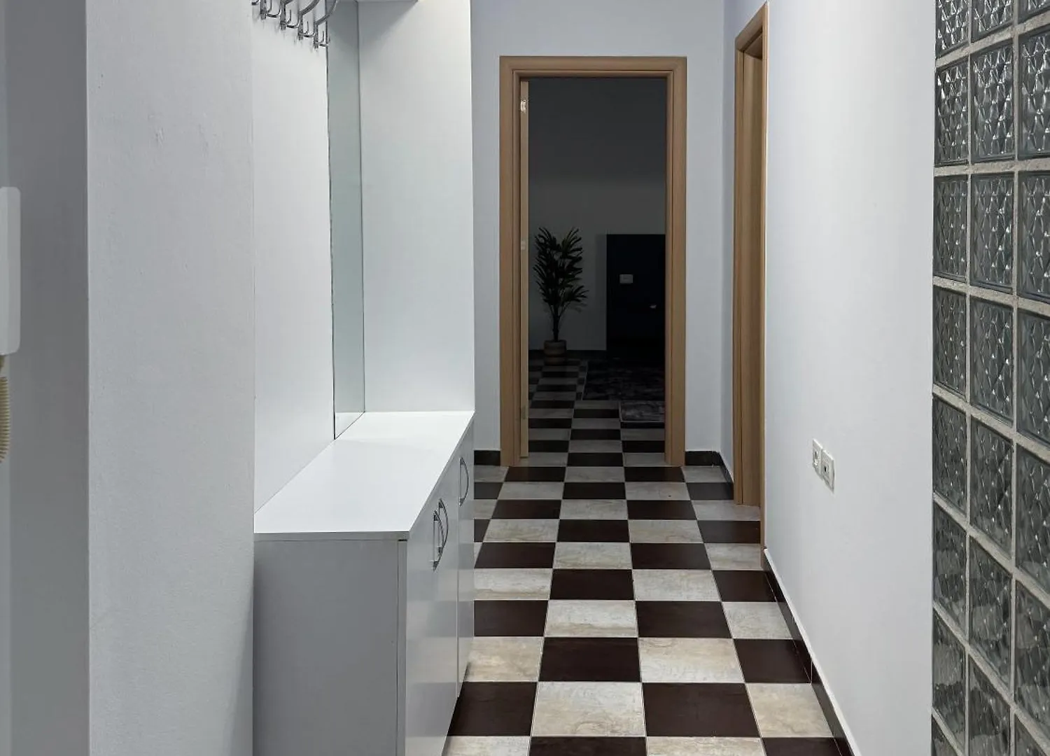 Marina Apartment - The Ocean Heart Of Shkodra